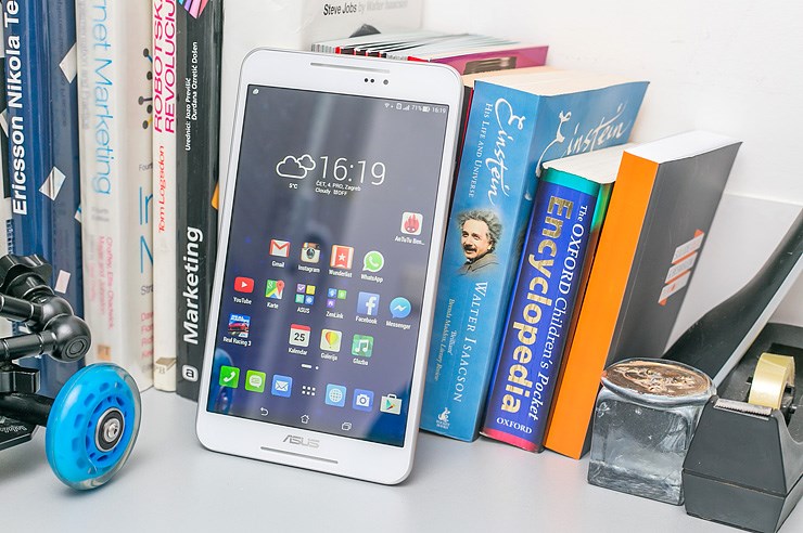 Asus Fonepad 8 (10).jpg